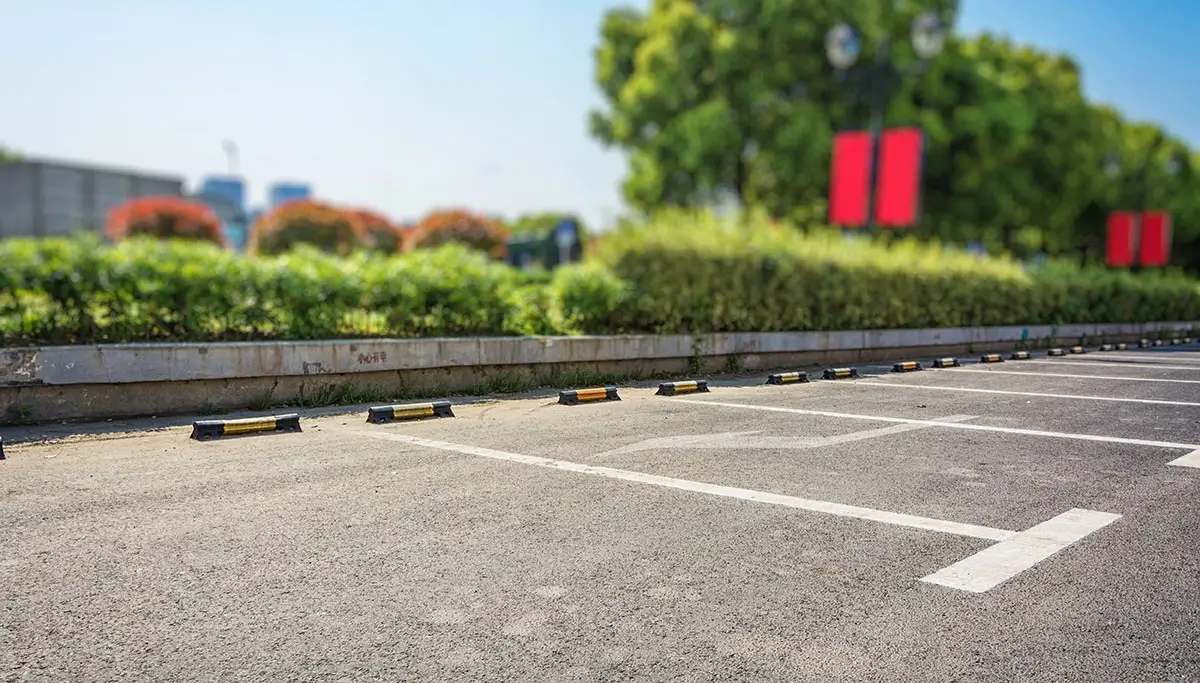 Estacionamento próprio da loja MP Tintas Epóxi em São Paulo